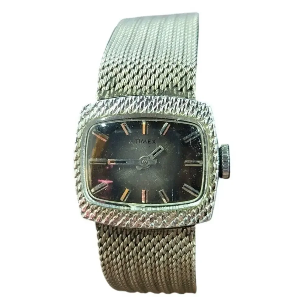 Vintage 1950s Ladies' Timex Black Dial/Silver Bracelet Mechanical Watch [J28]